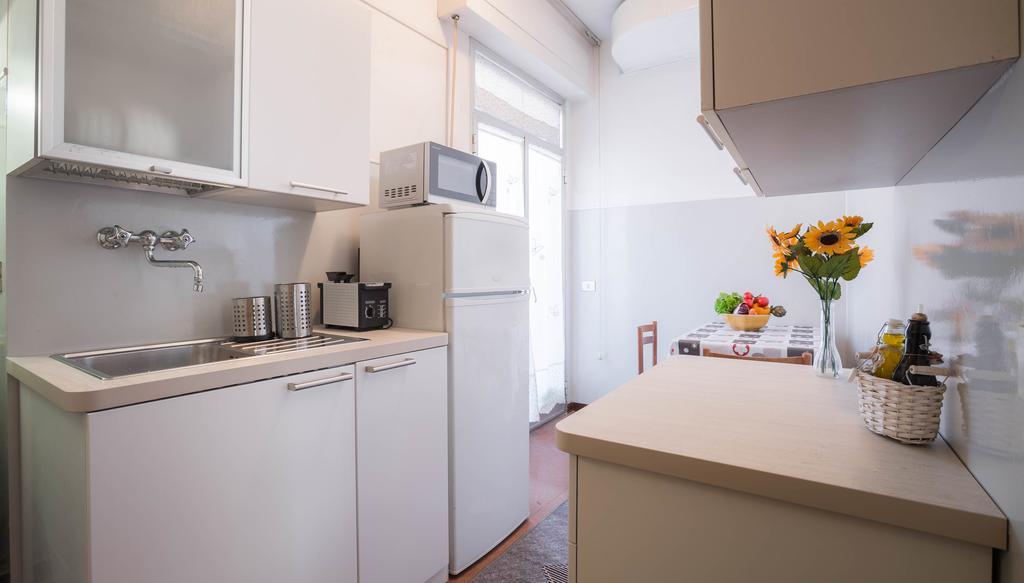 Simple Station Stay Firenze Bagian luar foto