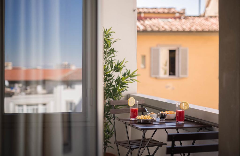 Simple Station Stay Firenze Bagian luar foto