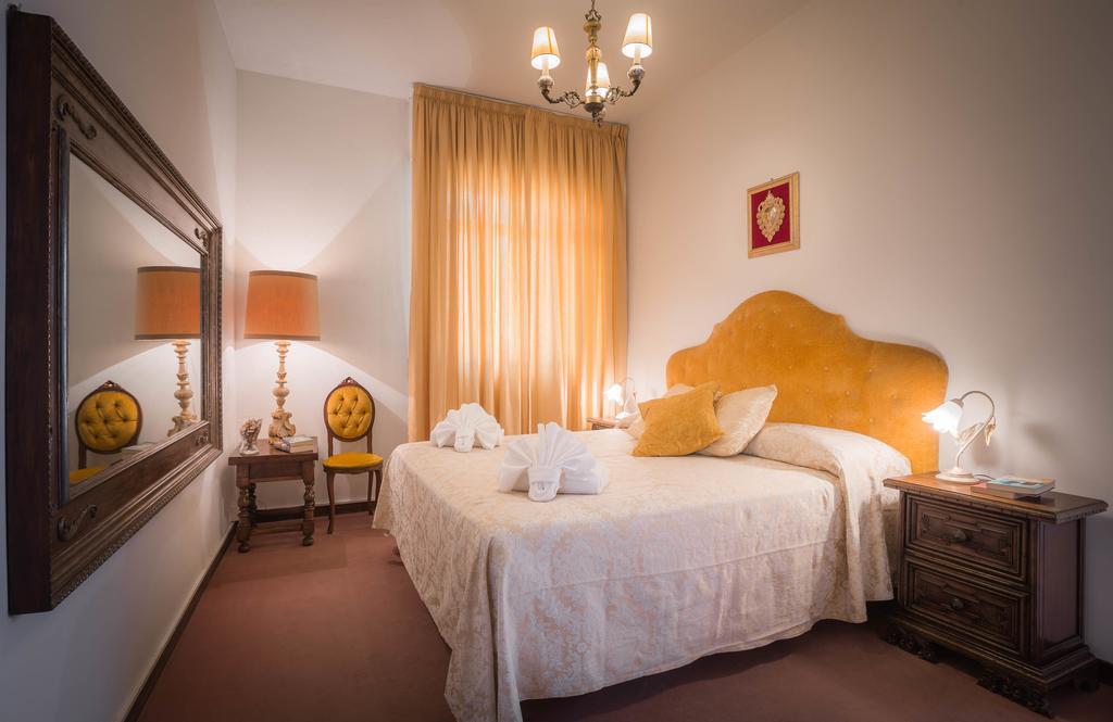 Simple Station Stay Firenze Bagian luar foto